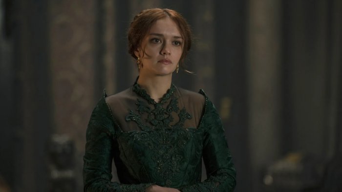 Olivia Cooke: 'Se le attrici pongono dei limiti nelle scene di sesso vengono ancora criticate'