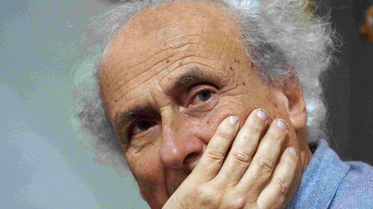 Stefano Benni, un primo piano dello scrittore