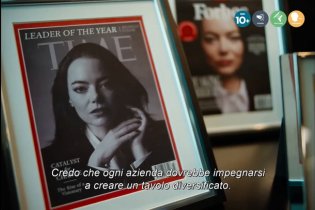 Bugonia - Trailer sottotitolato del film di Yorgos Lanthimos con Emma Stone e Jesse Plemons