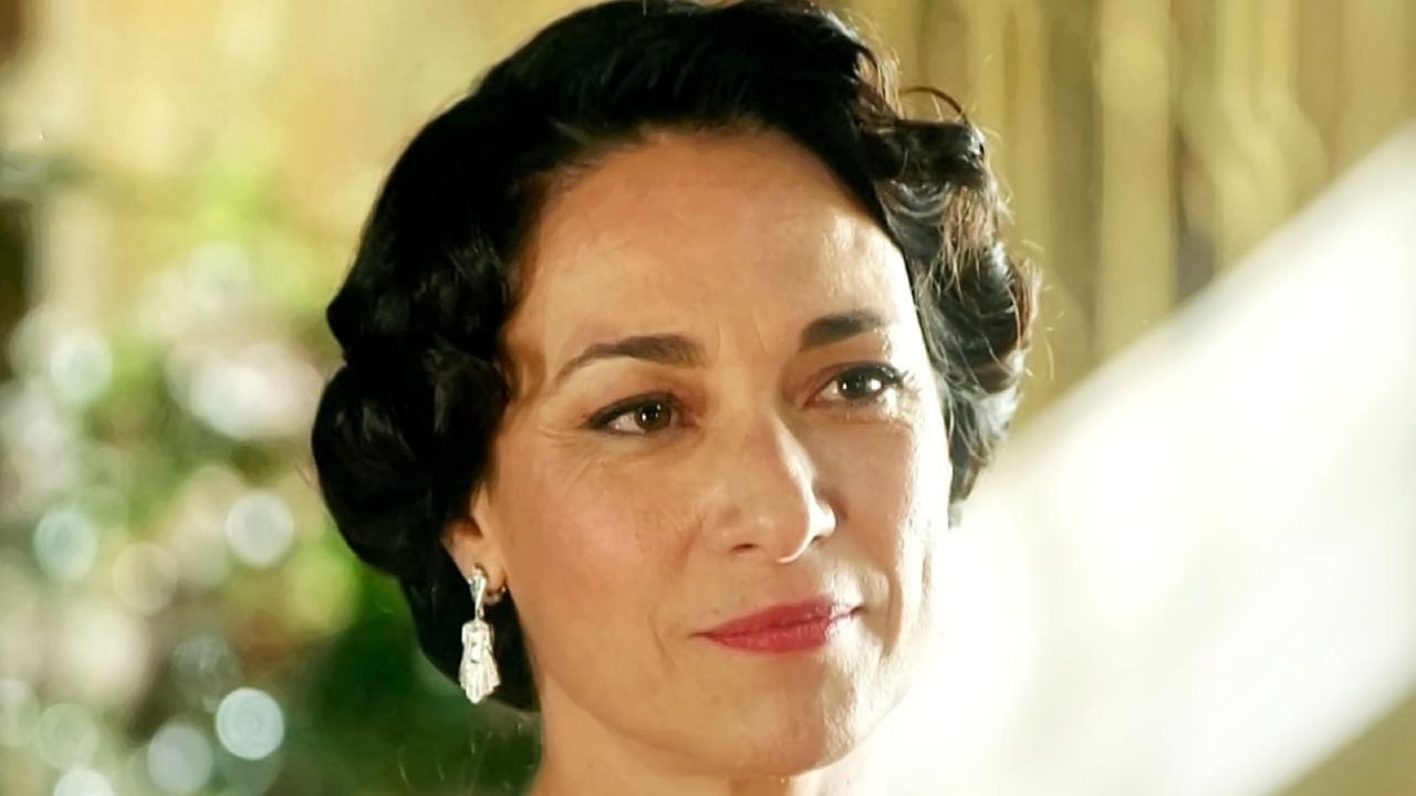 Leocadia de Figueroa è interpretata dall'attrice Isabel Serrano