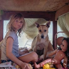 Don't Let's Go to the Dogs Tonight: Lexi Venter in una scena