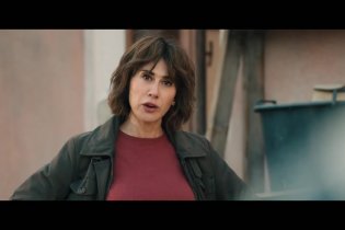 La vita va così - Trailer del film di Riccardo Milani con Virginia Raffaele, Diego Abatantuono, Aldo Baglio e GeppI Cucciari