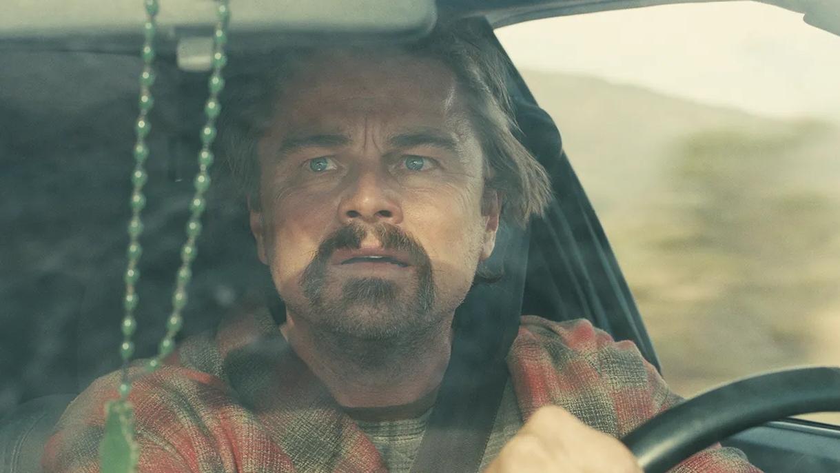 Leonardo DiCaprio in auto