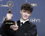Adolescence da record agli Emmy 2025: Owen Cooper è il vincitore più giovane di sempre