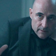 The Silent Hour: Mark Strong in una scena