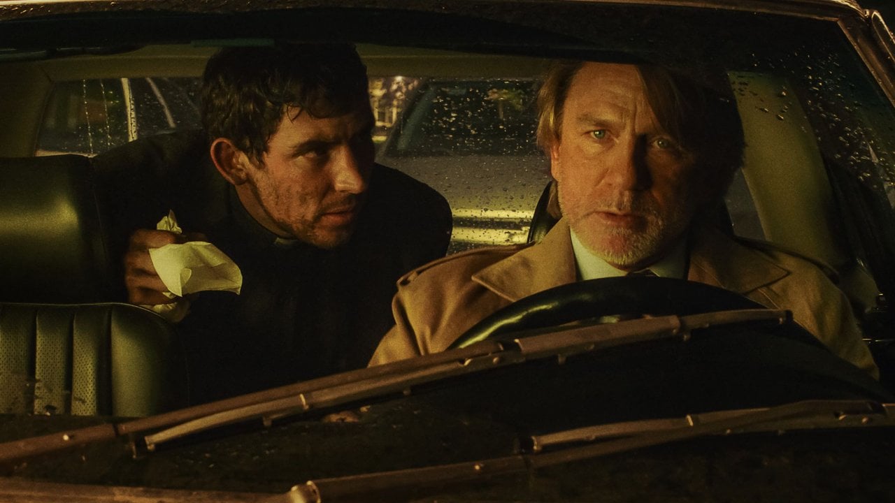 Wake Up Dead Man - Knives Out, Josh O'Connor e Daniel Craig in un'immagine