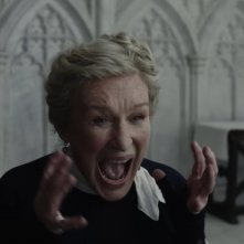 Wake Up Dead Man - Knives Out, Glenn Close in una foto