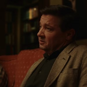 Wake Up Dead Man - Knives Out, Jeremy Renner in una foto