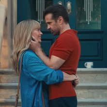 A Big Bold Beautiful Journey - Un viaggio straordinario: Margot Robbie, Colin Farrell abbracciati