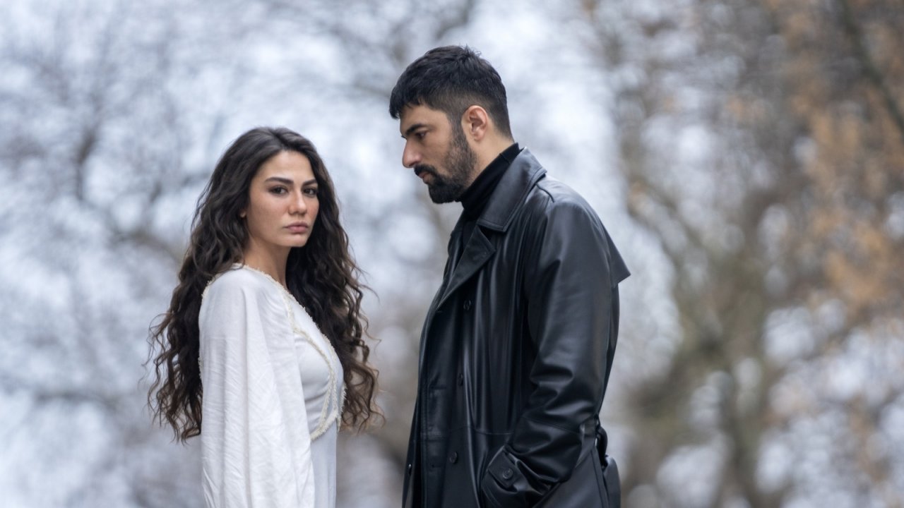 Demet Ozdemir è la protagonista di Io sono Farah