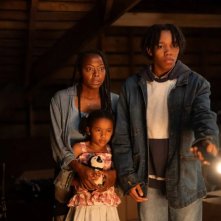 The Woman in the Yard: una scena del film