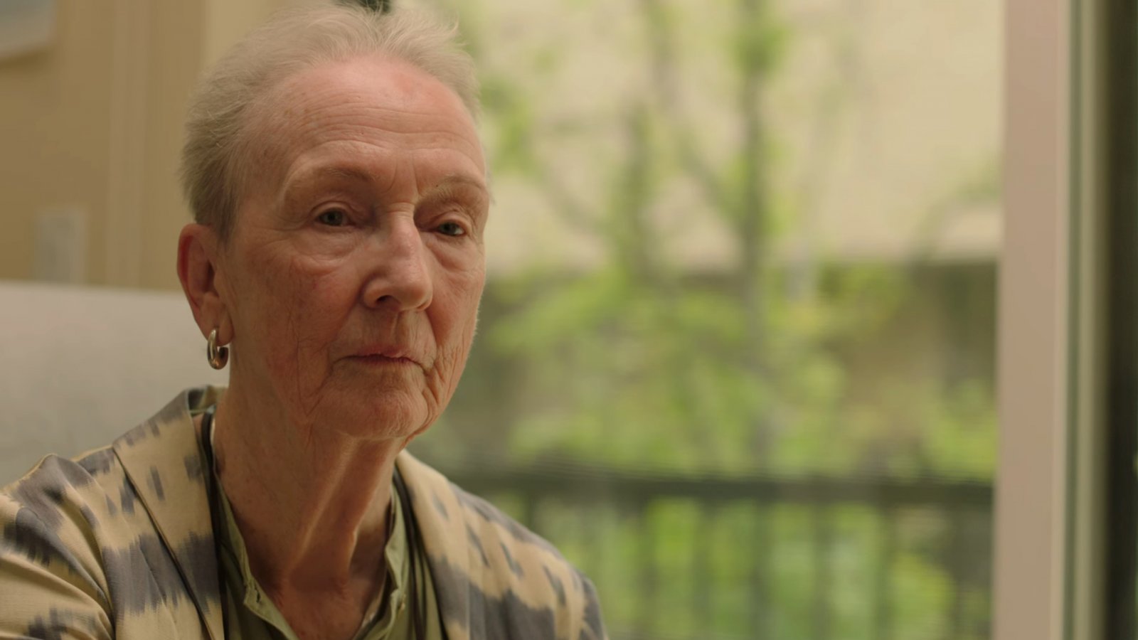 Un primo piano di Kathleen Chalfant