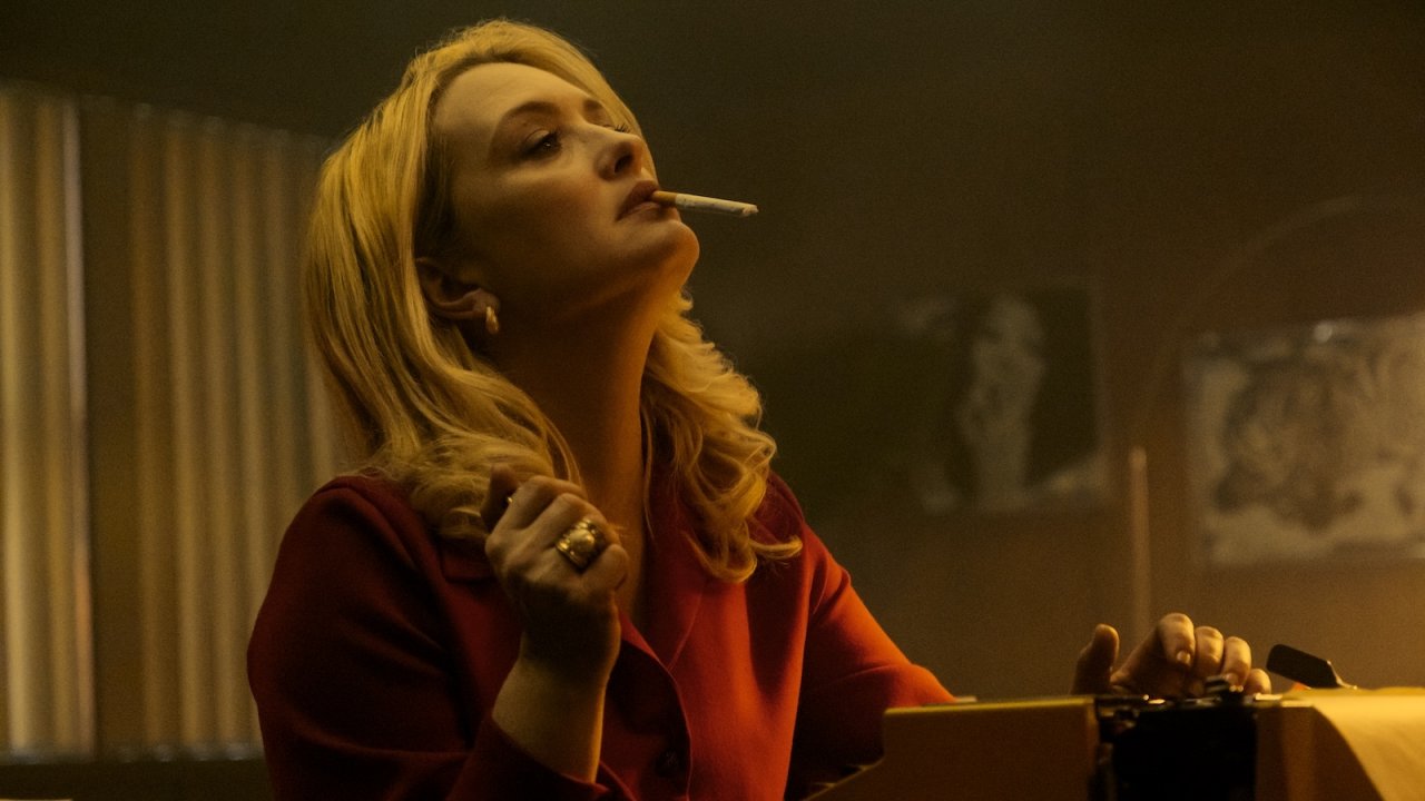 Carolina Crescentini è Adelina Tattilo in un'immagine di Mrs. Playmen