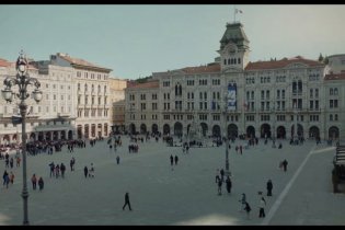 La lezione - Clip del film con Matilda de Angelis e Stefano Accorsi intitolata 'Mobbing'