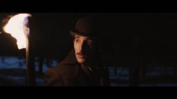 Dracula. L'amore Perduto - Trailer italiano dell'horror di Luc Besson con Caleb Landry Jones e Christoph Waltz