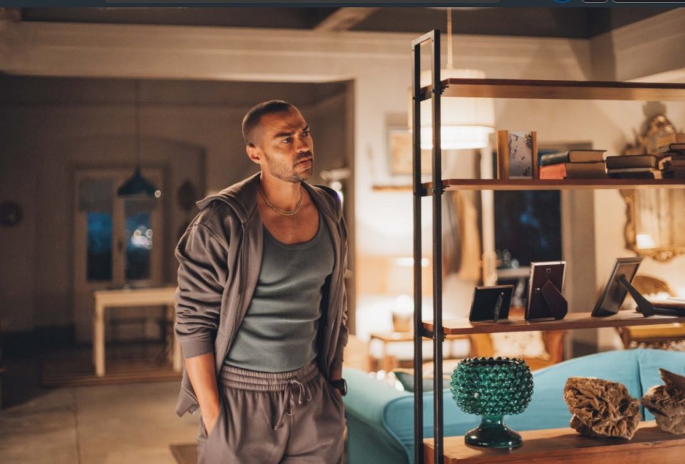 Hotel Costiera Jesse Williams Sequenza Serie Tv Prime Video