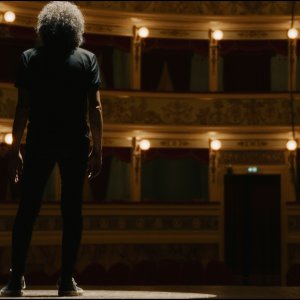 Allevi - Back to Life: Giovanni Allevi di fronte alla platea