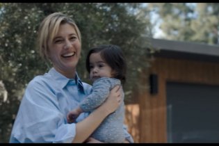 The Hand That Rocks The Cradle - Trailer del remake