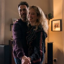 Tre ciotole: Elio Germano, Alba Rohrwacher danzano insieme