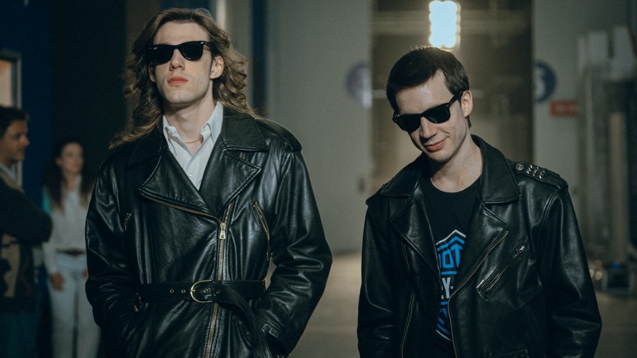 I protagonisti della serie dedicata agli 883 nella stagione 2