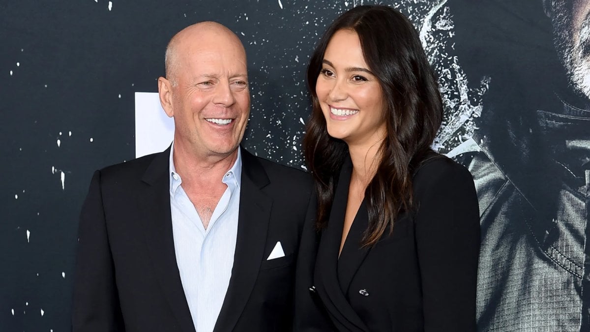 Bruce Willis, la moglie racconta: "È iniziato tutto con il suo balbettio"
