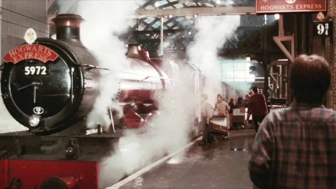 L'Espresso per Hogwarts in una scena di Harry Potter e la pietra filosofle