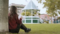 Drink Coffee, Talk Fast - Trailer del documentario su Una mamma per amica