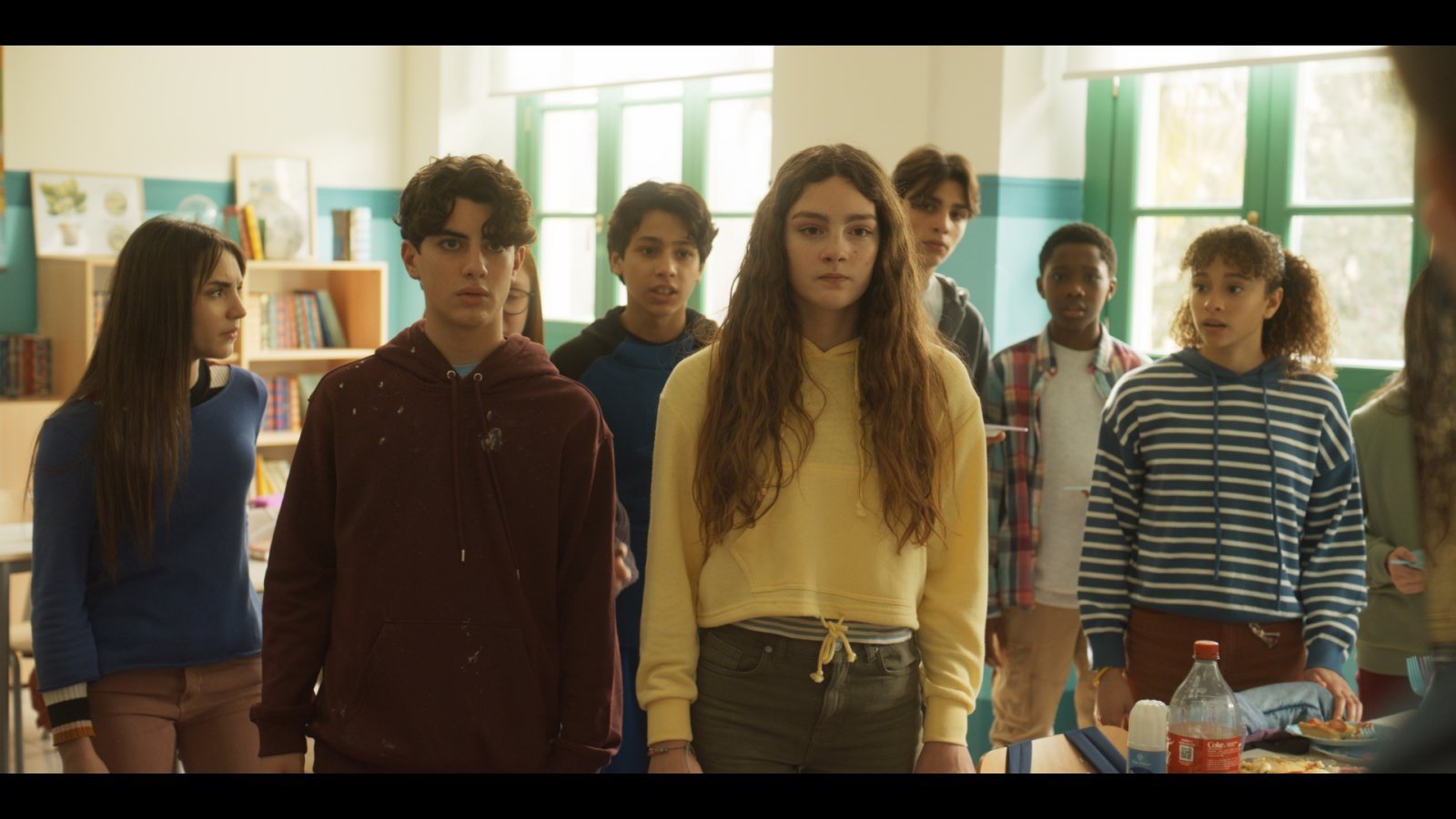 Samuele Carrino e Kartika Malavasi in una scena della serie Riv4li
