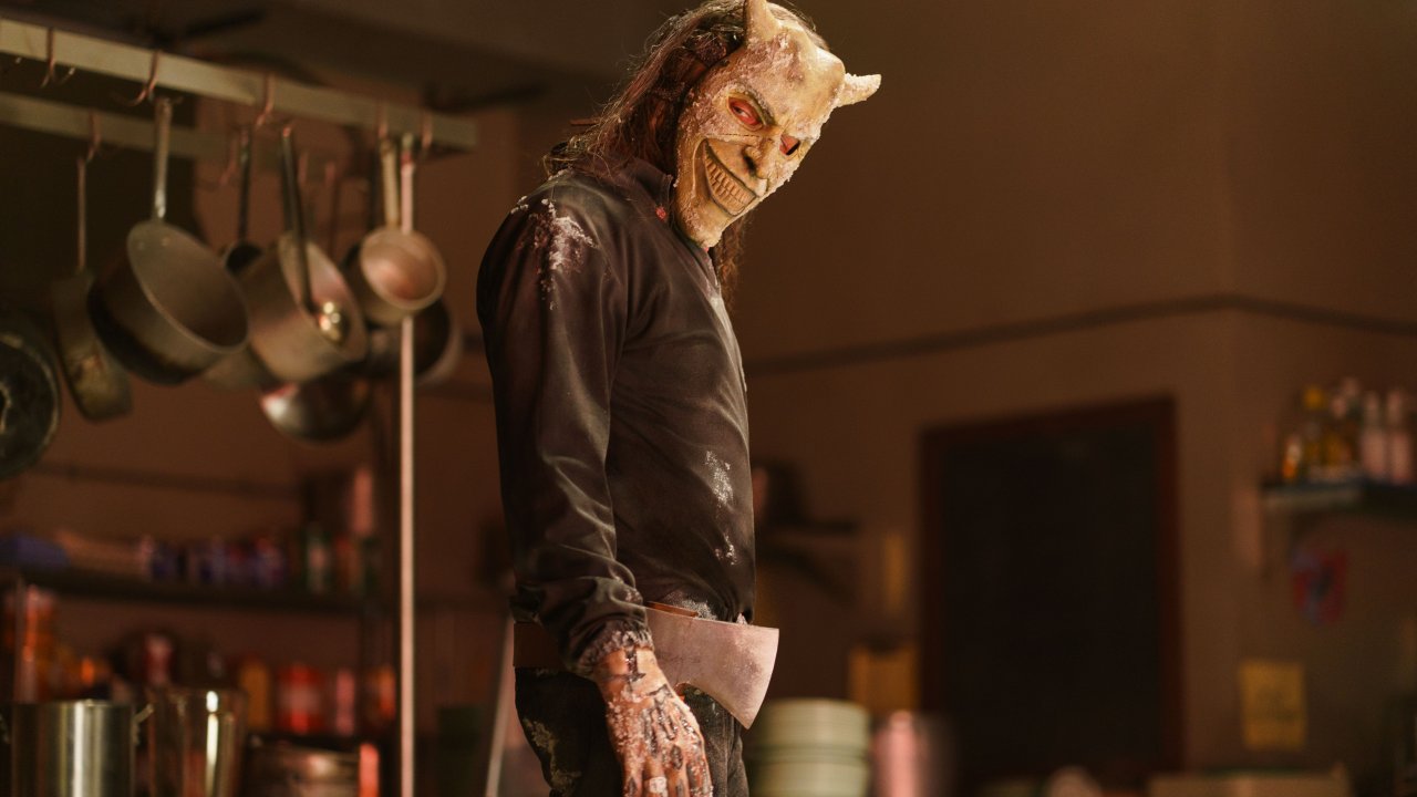 Un'immagine di Black Phone 2, sequel del film di Scott Derrickson