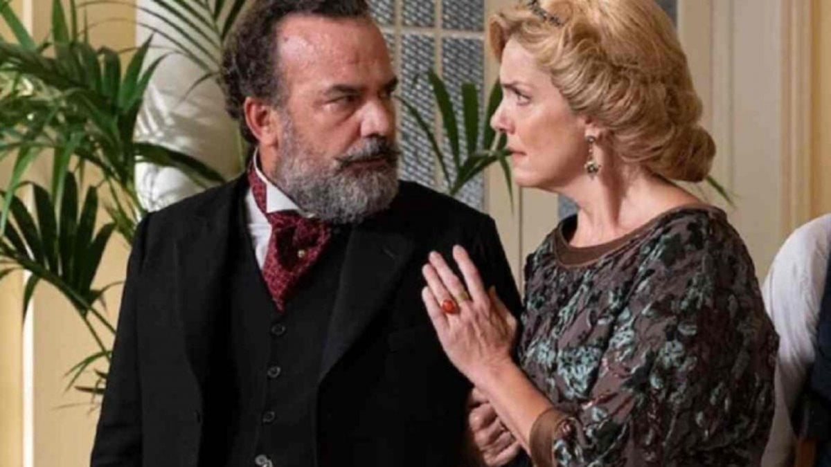 La Promessa anticipazioni 3 ottobre: Cruz e Alonso indagano sulla talpa che ha tradito la famiglia