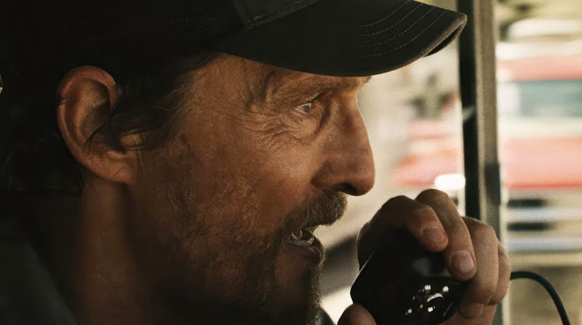 Matthew McConaughey tra le fiamme di The Lost Bus: "Il rapporto tra uomo e natura è stato stravolto"