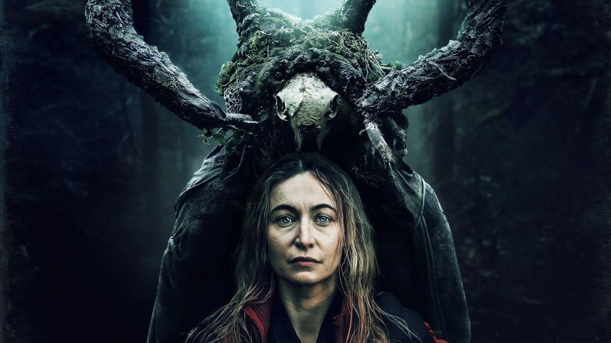 Mandrake, la recensione: un folk horror a corto di mistero Mandrake, la recensione: un folk horror a corto di mistero