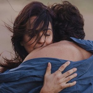 Angela: una foto della miniserie Netflix