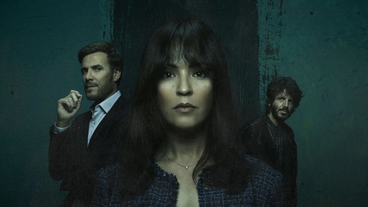 angela la recensione una miniserie che convince grazie al suo ritratto delle donne