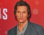 Matthew McConaughey tra le fiamme di The Lost Bus: 'Il rapporto tra uomo e natura è stato stravolto'