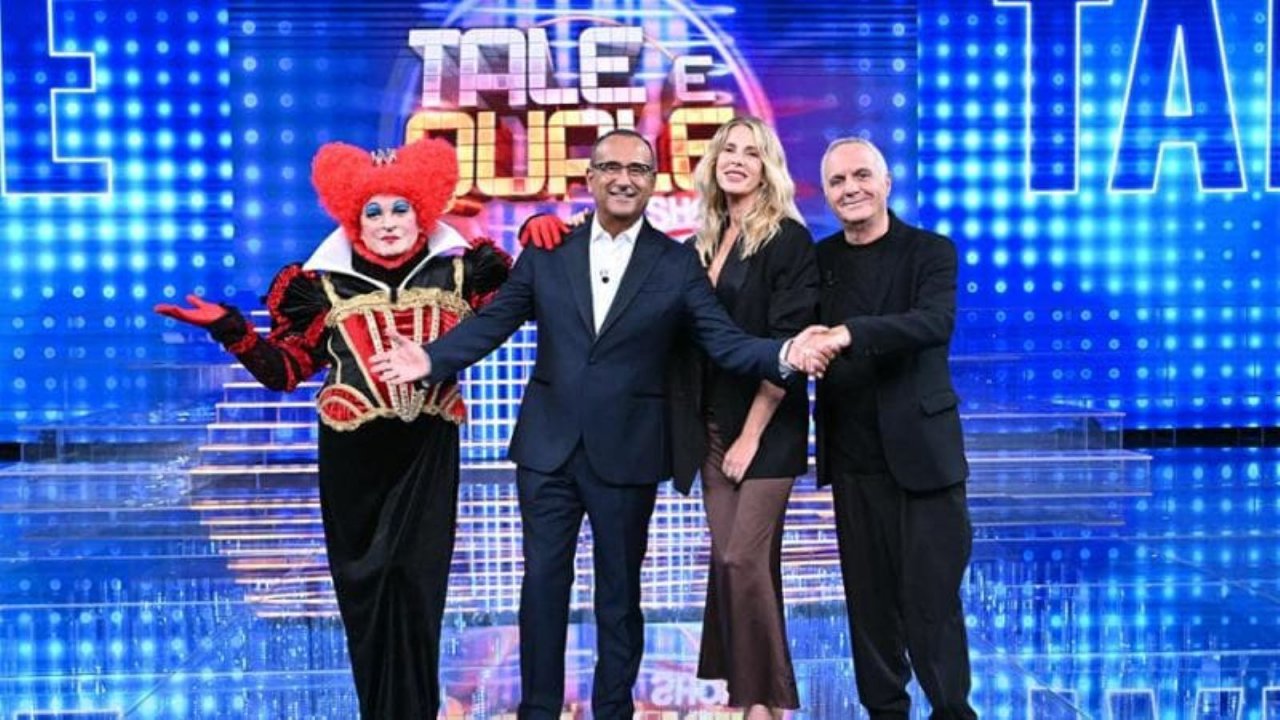 Carlo Conti con la giuria di Tale e quale show