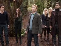 Twilight: Breaking Dawn Parte 2, il regista difende la scena (assente nei romanzi) che ha sconvolto i fan