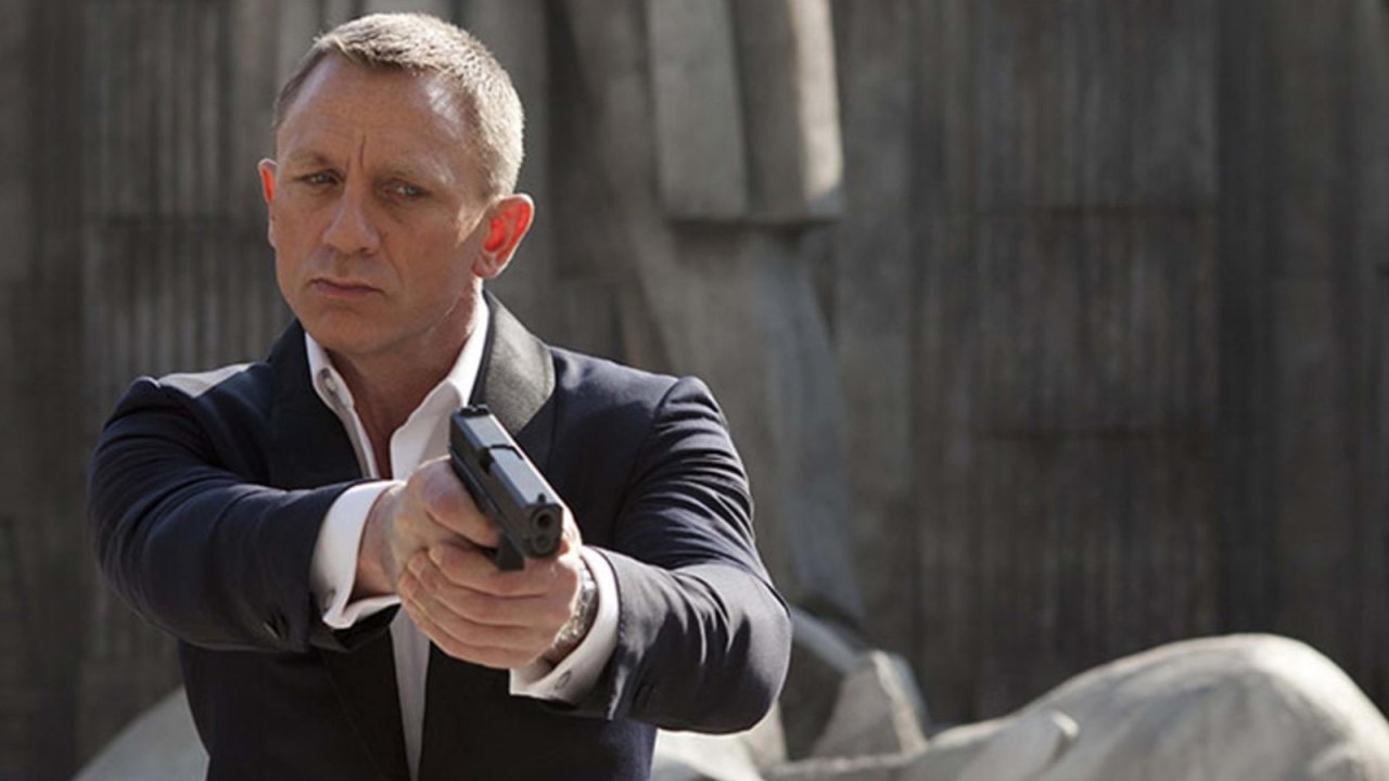 Una foto di Bond