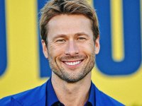 Chad Powers e le maschere di Glen Powell: 'Basta un reel per giudicare una persona. Il set? Come una squadra'
