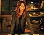 Petra 3, la recensione del primo episodio, Il silenzio dei chiostri: bentornata Paola Cortellesi