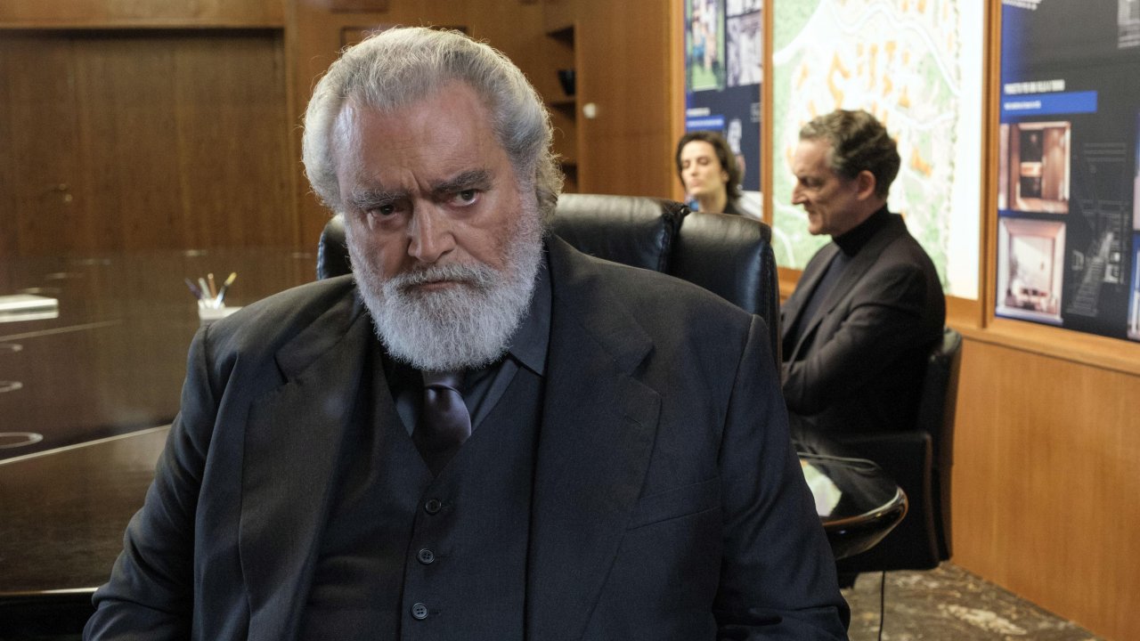 Diego Abatantuono in una scena di La vita va così