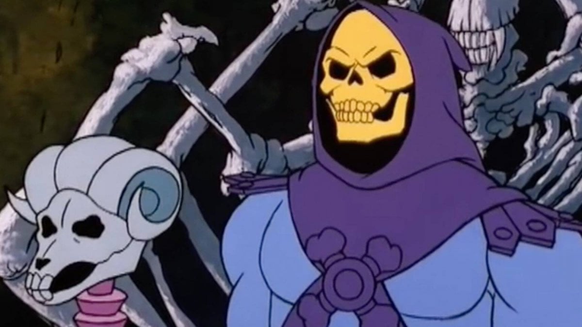 masters of the universe prima occhiata alla cittadella del serpente di skeletor nel film amazon