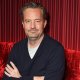 Matthew Perry, nel memoir di Ozzy Osbourne rivelati gli incontri con gli alcolisti anonimi