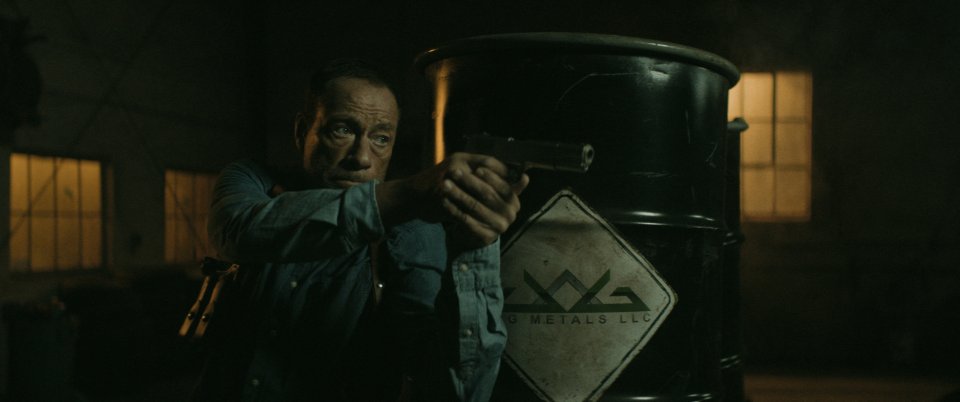 Una Scena Di Darkness Of Man