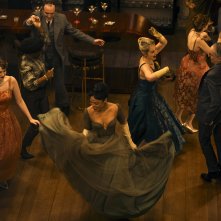 Hedda: una scena nella sala da ballo