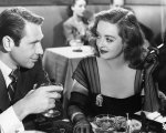 Eva contro Eva: come Bette Davis ha ridefinito l’archetipo della diva