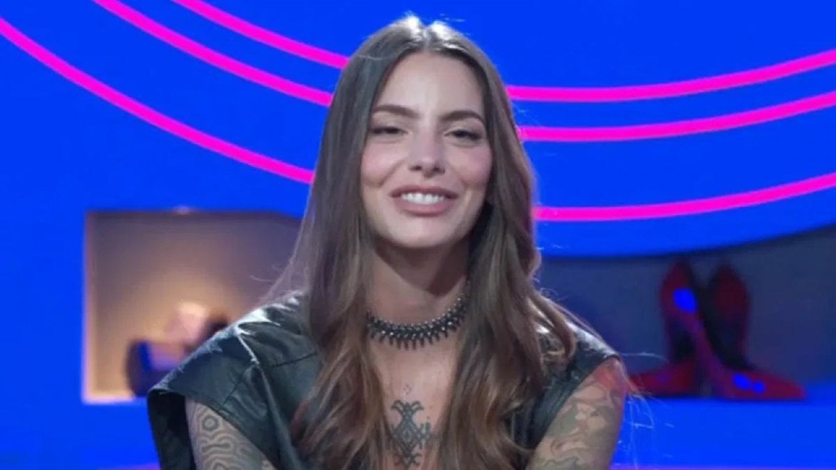 Grande Fratello, Anita Mazzotta lascia la Casa: ecco cosa ha spinto la concorrente a uscire