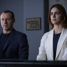 Amata: Miriam Leone, Stefano Accorsi in un'immagine