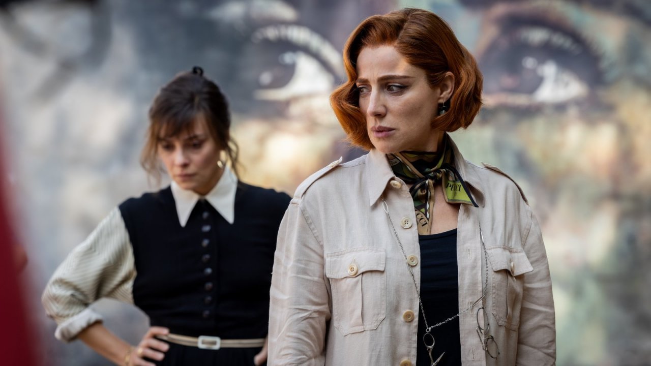 Jasmine Trinca e Luisa Ranieri in una scena di Diamanti