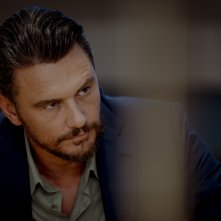 Squali: James Franco in un primo piano